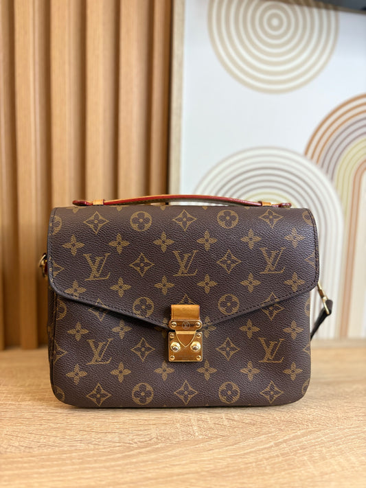 Louis Vuitton Pochette Métis – Monogram Canvas